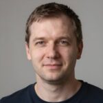 Гость Элизабет Смит наслаждается атмосферой итальянских завтраков в римском ресторане Карон М Бар