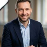 Портрет Антонио Галло, гостя итальянского ресторана завтраков Карон М Бар в Риме